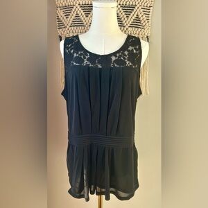 Worthington Black Sleeveless Blouse with Lace Accents Size Large New Year’s Eve